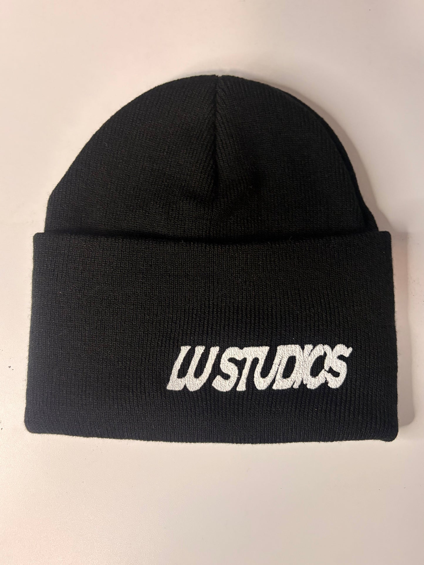LU STUDIOS - Beanie Black